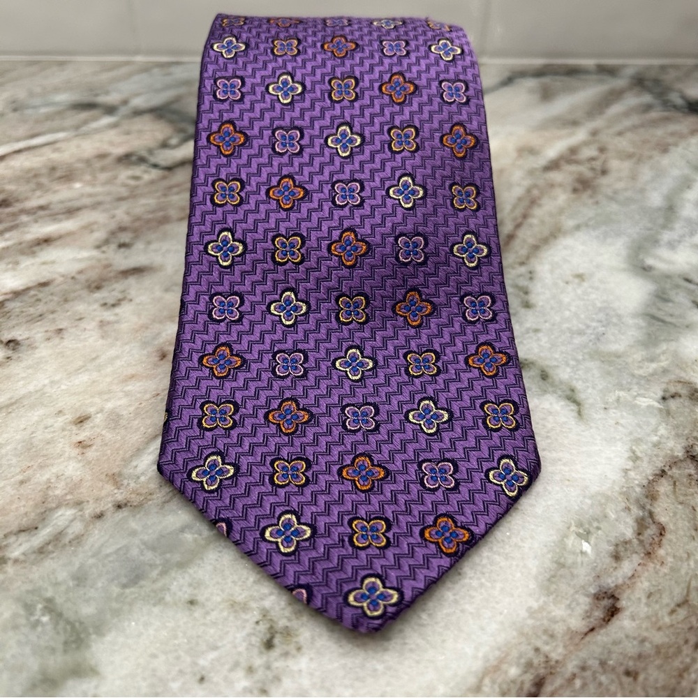 Jos A. Bank Signature Collection Silk Tie Purple Floral Geometric Print Necktie